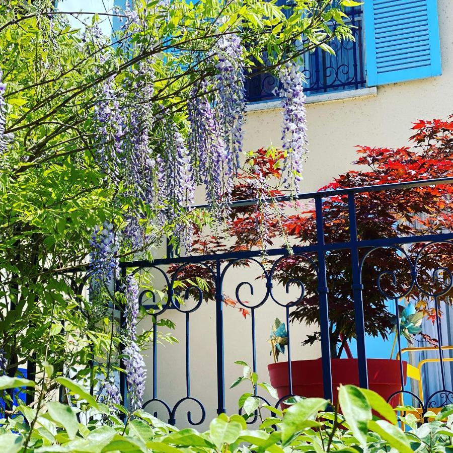Bed and Breakfast Le Talisman Сен-Жермен-ан-Ле Экстерьер фото