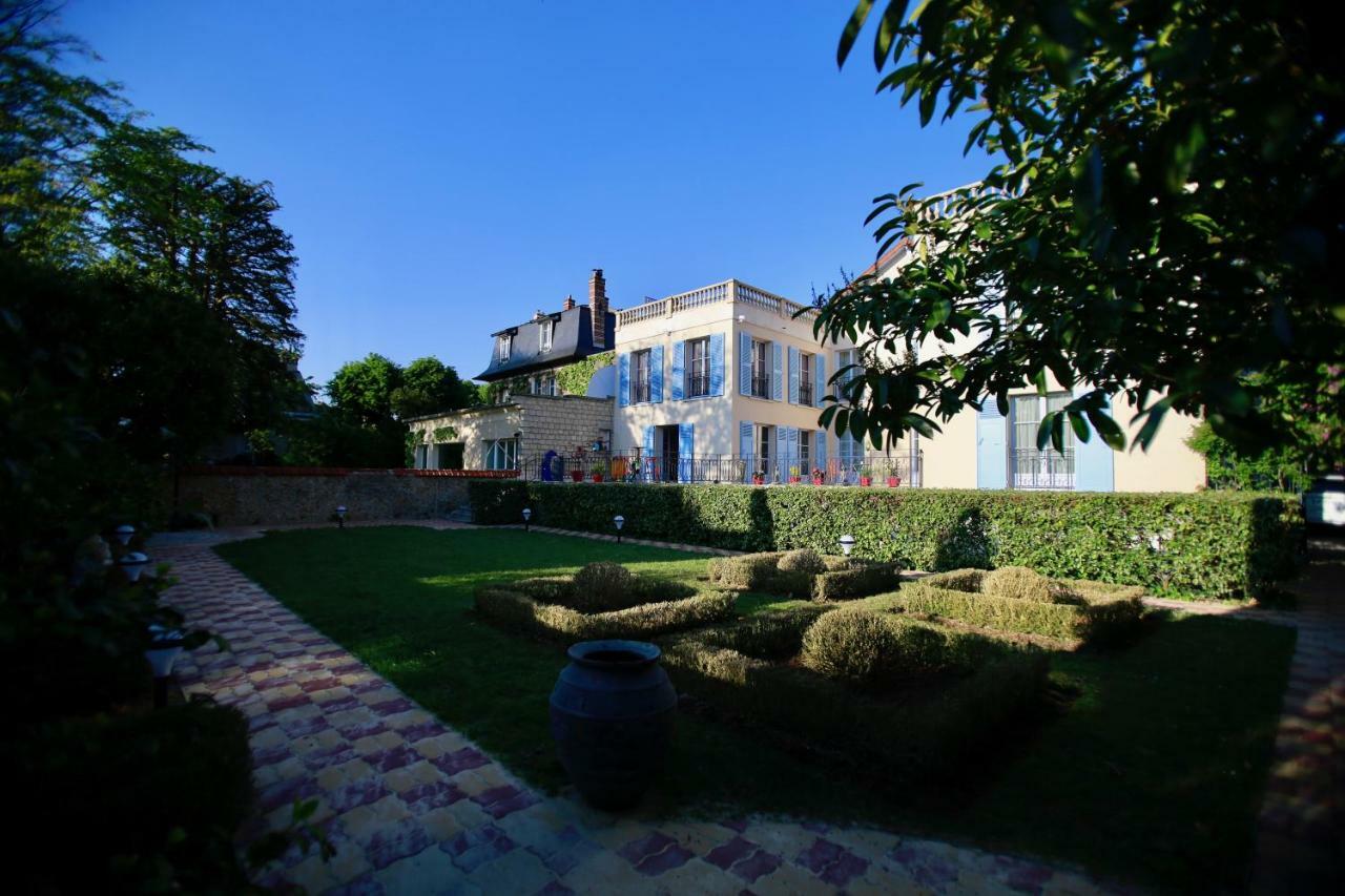 Bed and Breakfast Le Talisman Сен-Жермен-ан-Ле Экстерьер фото